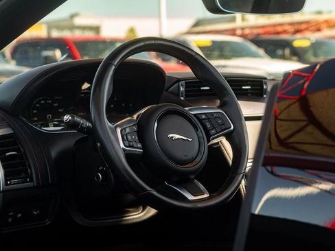 Used 2021 Jaguar F-TYPE Convertible image 18