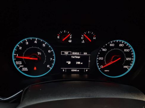 Used 2018 Chevrolet Equinox LT image 21