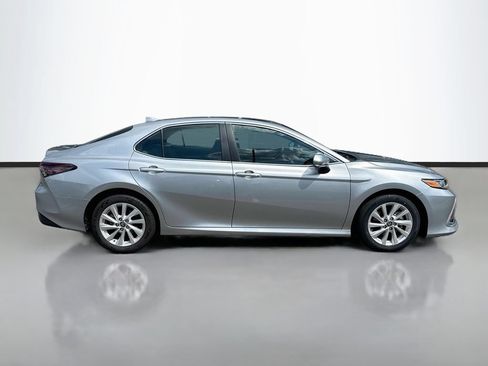 Used 2024 Toyota Camry LE w/ Convenience Package FWD image 2