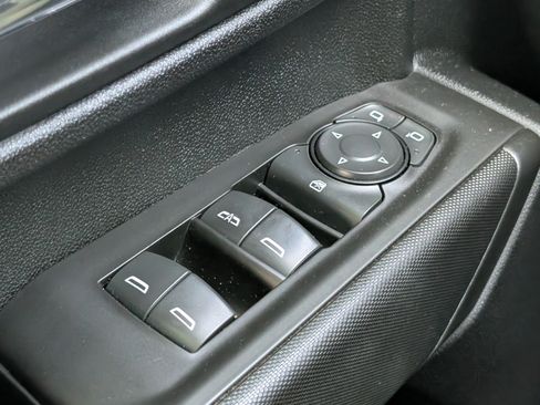Used 2021 GMC Sierra 2500 4x4 Crew Cab w/ Convenience Package image 22