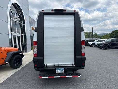 Used 2024 RAM ProMaster 3500 w/ Delivery Van Package image 5