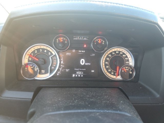 Used 2018 RAM 1500 Laramie w/ Convenience Group AWD/4WD image 17