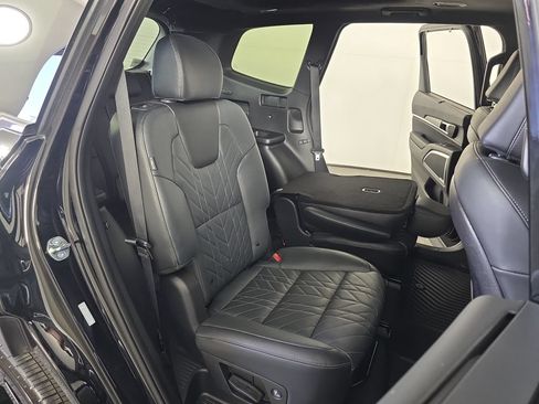 Used 2025 Kia Telluride SX Prestige X-Line AWD/4WD image 30