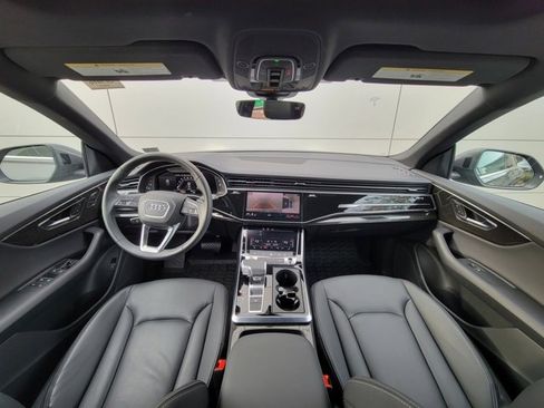 Used 2025 Audi Q8 Premium w/ Convenience Package image 20