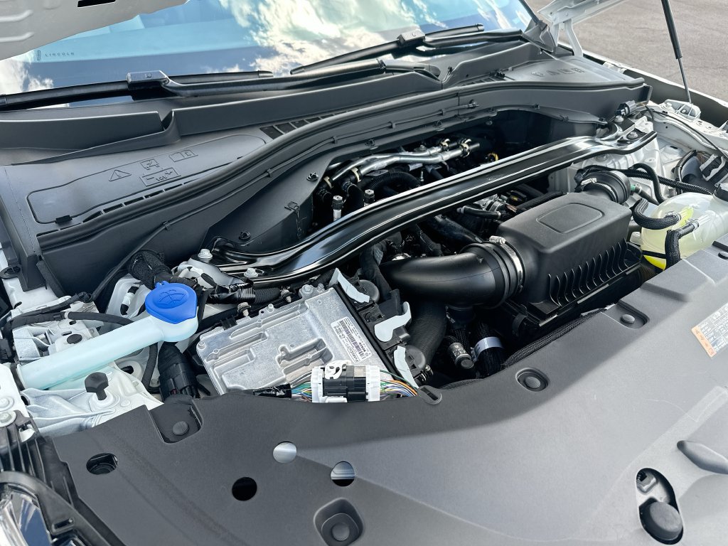 Certified 2026 Lincoln Aviator 2WD image 26