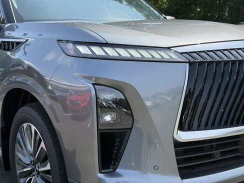 New 2026 INFINITI QX80 Luxe w/ Cargo Package AWD/4WD image 4