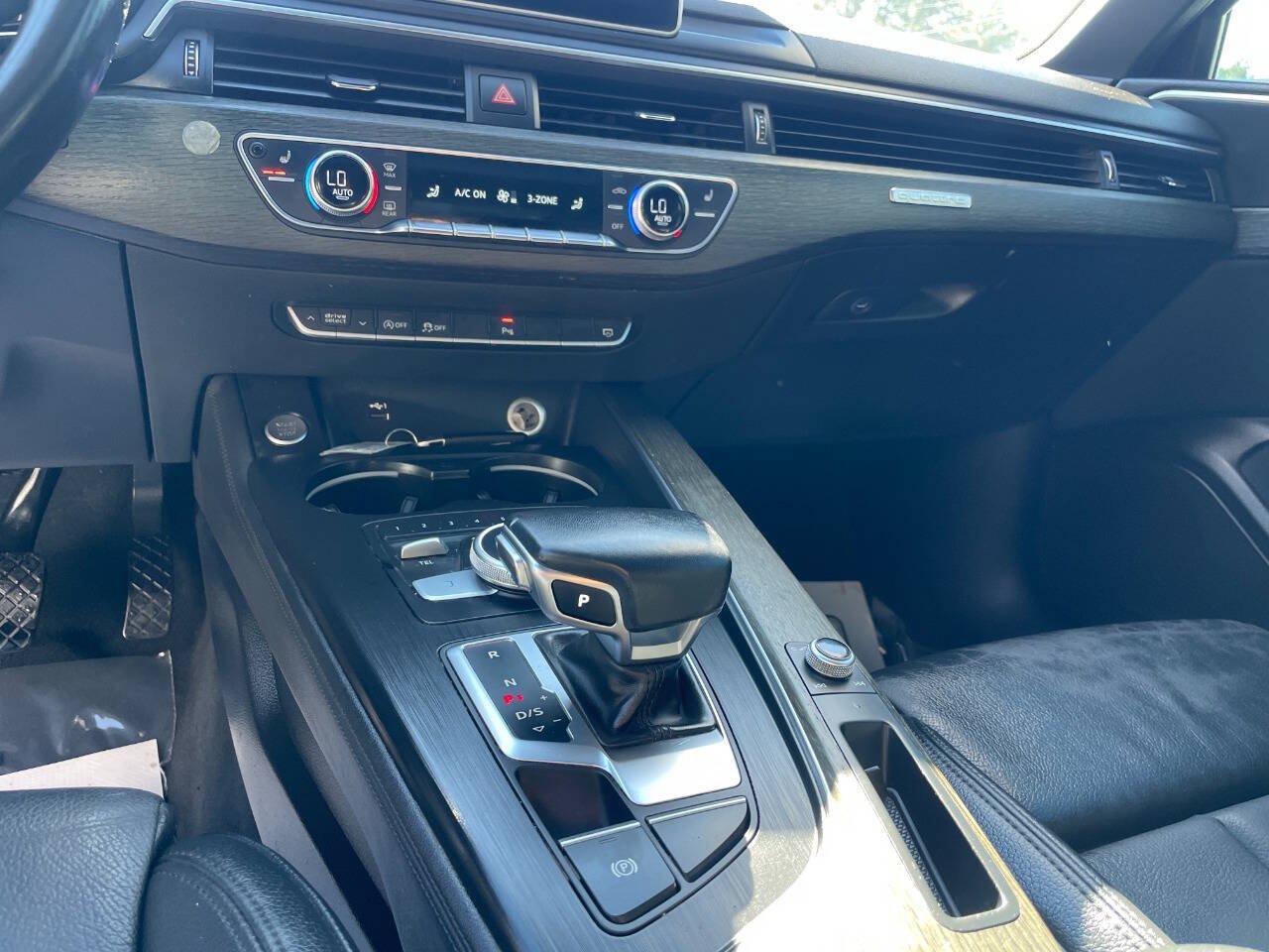 Used 2019 Audi A4 2.0T Premium Plus AWD/4WD image 16