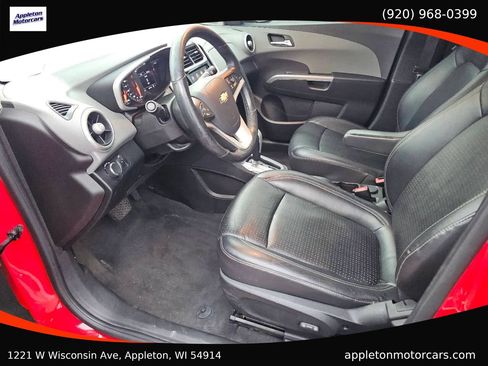 Used 2020 Chevrolet Sonic Premier image 13