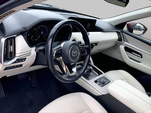 Used 2024 MAZDA CX-90 Plug-In Hybrid w/ Premium Plus AWD/4WD image 18