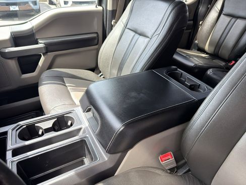 Used 2018 Ford F150 XLT w/ Equipment Group 302A Luxury AWD/4WD image 36