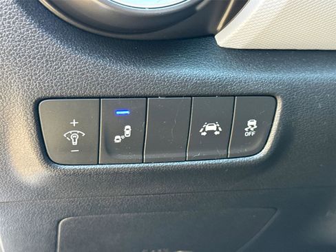 Used 2019 Hyundai Kona SEL w/ SEL Tech Package 02 image 27