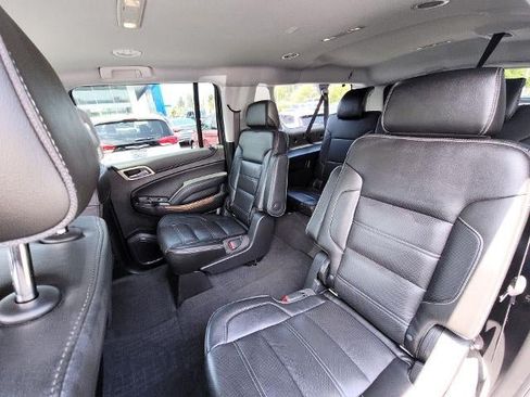 Used 2020 GMC Yukon XL Denali AWD/4WD image 26