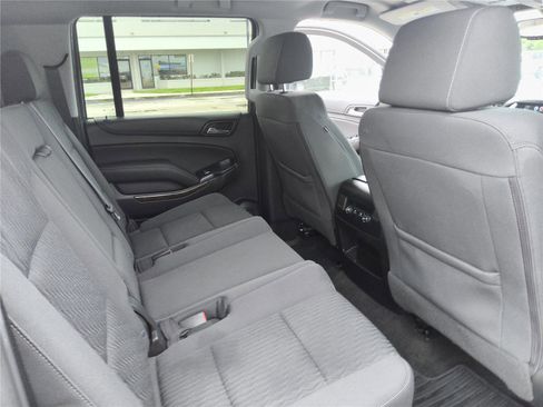 Used 2018 Chevrolet Suburban LS w/ All-Season Package AWD/4WD image 25
