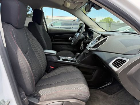 Used 2017 GMC Terrain SLE FWD image 18