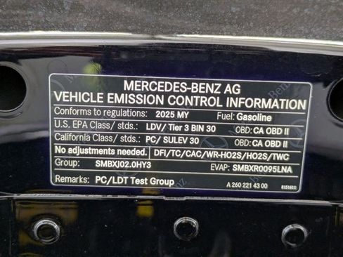 Used 2025 Mercedes-Benz GLB 250 image 26