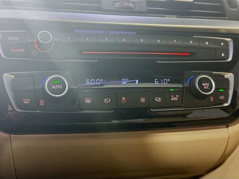 Used 2017 BMW 330i Sedan image 18