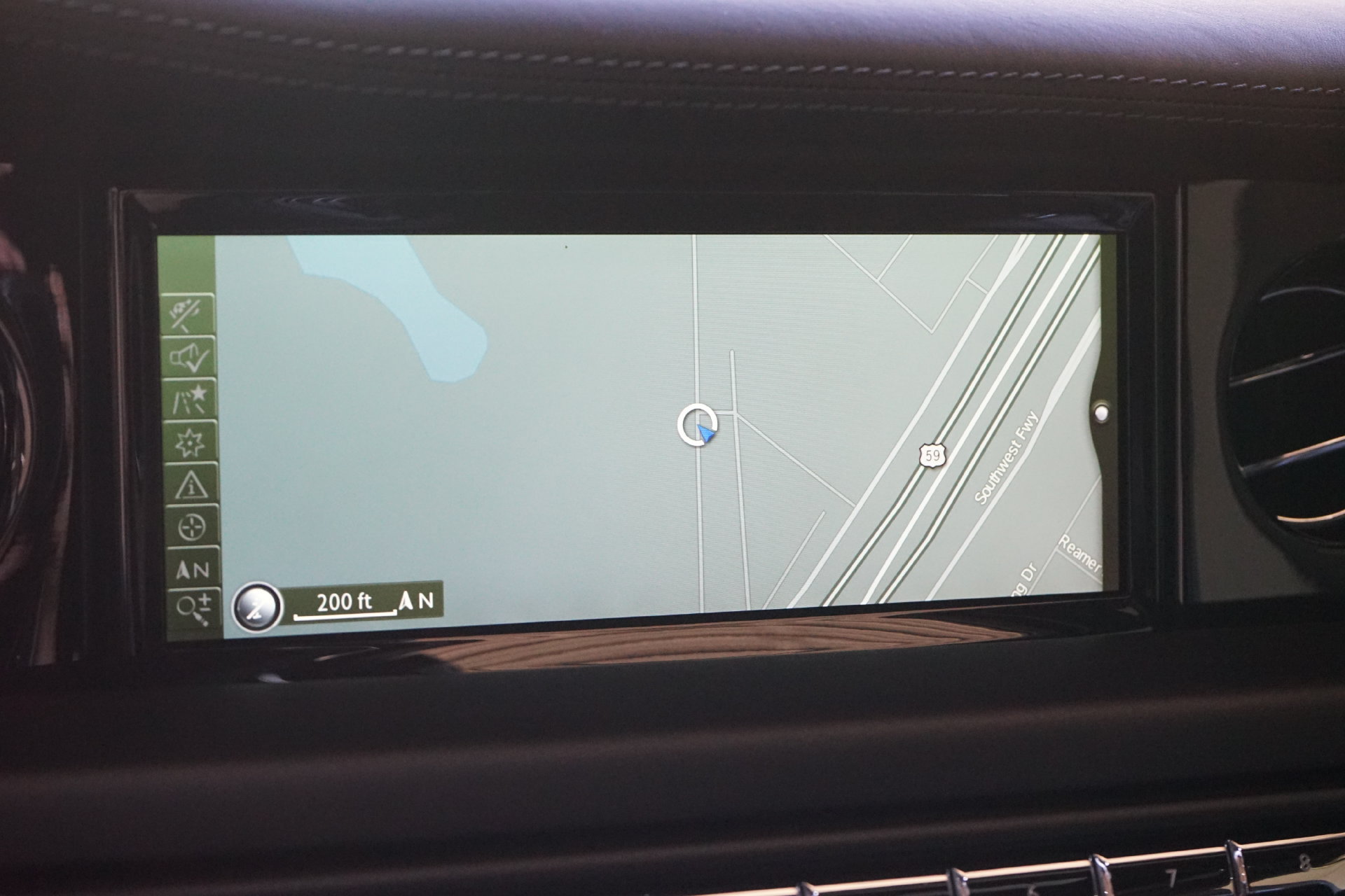 Used 2013 Rolls-Royce Phantom Sedan RWD image 15
