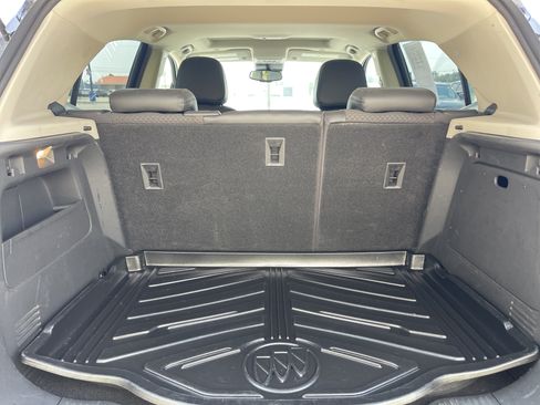 Used 2019 Buick Encore Sport Touring w/ LPO, Active Package AWD/4WD image 9