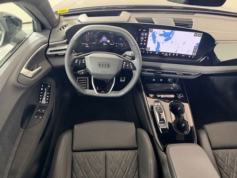 Used 2025 Audi S5 Premium Plus w/ Premium Plus Package AWD/4WD image 11