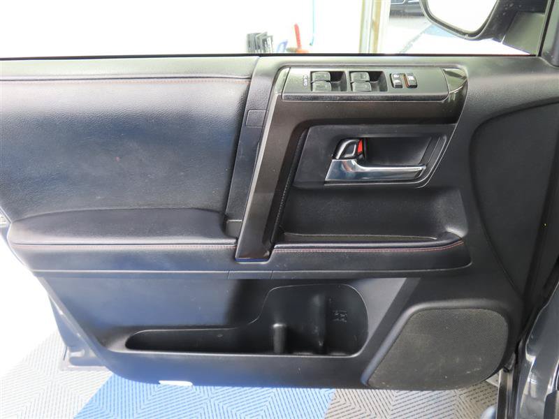 Used 2024 Toyota 4Runner TRD Off-Road AWD/4WD image 10