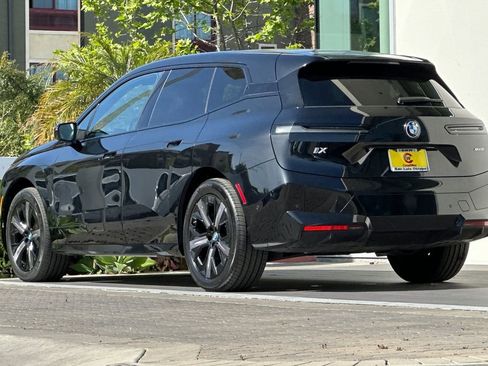 Used 2024 BMW iX xDrive50 w/ Sport Package image 5