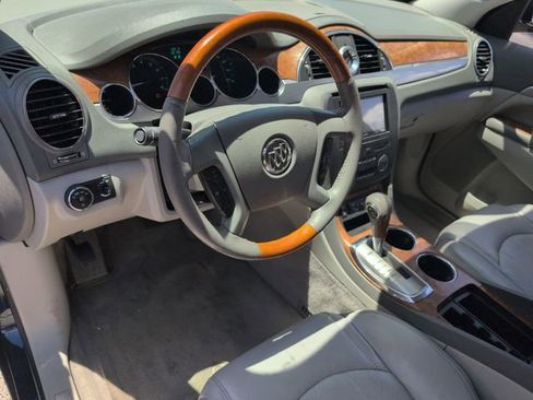 Used 2011 Buick Enclave CXL FWD image 10