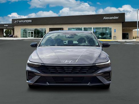 New 2026 Hyundai Elantra SEL Sport Premium image 12