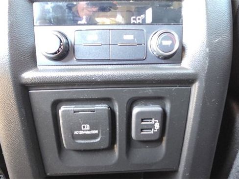 Used 2019 Chevrolet Traverse LT w/ LT Premium Package image 26