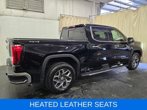 Used 2023 GMC Sierra 1500 SLT w/ SLT Premium Package AWD/4WD image 7