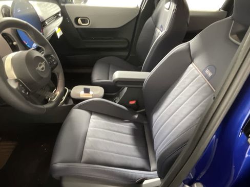 Used 2025 MINI Cooper S image 9