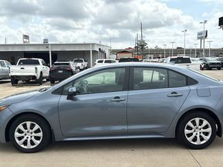 Certified 2025 Toyota Corolla LE video 2