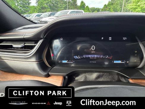 Used 2023 Jeep Grand Cherokee Summit AWD/4WD image 24