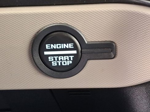 Used 2023 Ford Bronco Wildtrak image 24