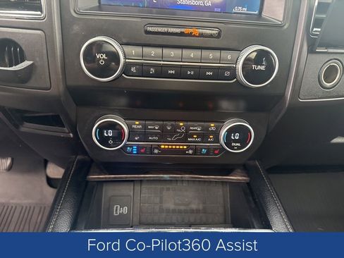 Used 2020 Ford Expedition Limited w/ Equipment Group 302A RWD image 20