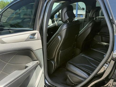 Used 2017 Lincoln MKC Reserve w/ Technology Package image 11