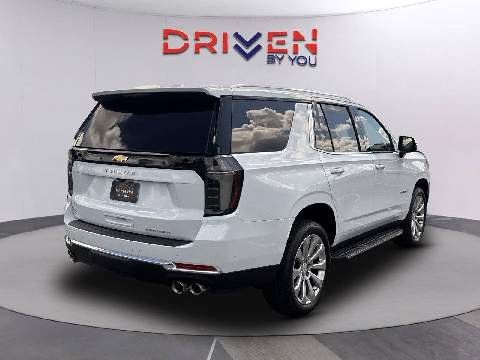 Certified 2026 Chevrolet Tahoe Premier w/ Sun And Tow Package AWD/4WD image 4