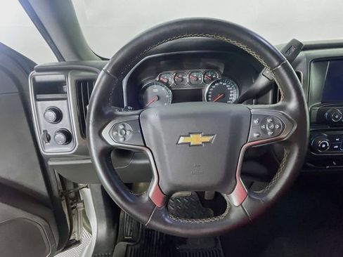 Used 2018 Chevrolet Silverado 1500 LT AWD/4WD image 12