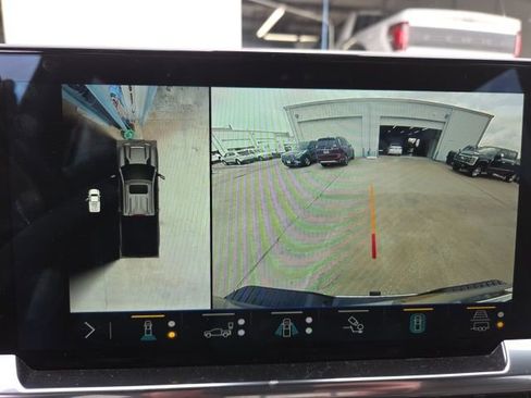 Used 2025 Chevrolet Silverado 2500 LT w/ Texas Edition image 10