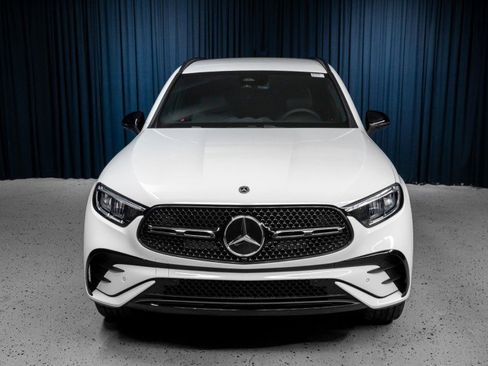 Certified 2026 Mercedes-Benz GLC 300 image 2
