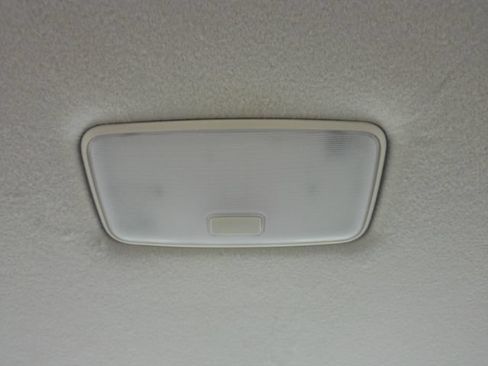 Used 2025 Toyota Corolla LE FWD image 30