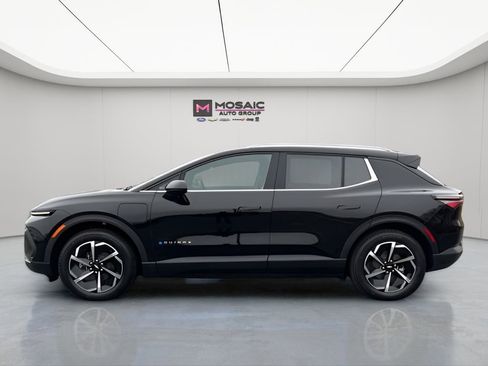 New 2026 Chevrolet Equinox EV LT image 4