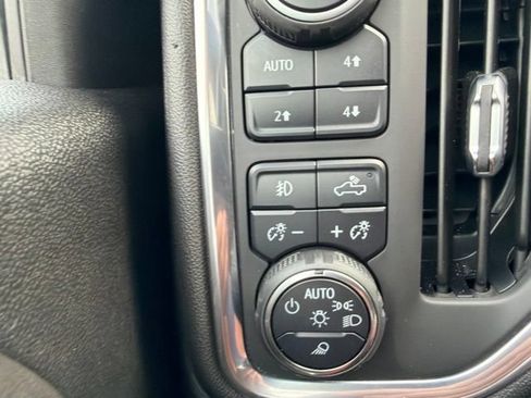 Used 2022 Chevrolet Silverado 2500 LTZ w/ LTZ Plus Package AWD/4WD image 21