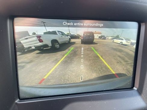Used 2020 Jeep Compass Latitude w/ Cold Weather Group AWD/4WD image 17