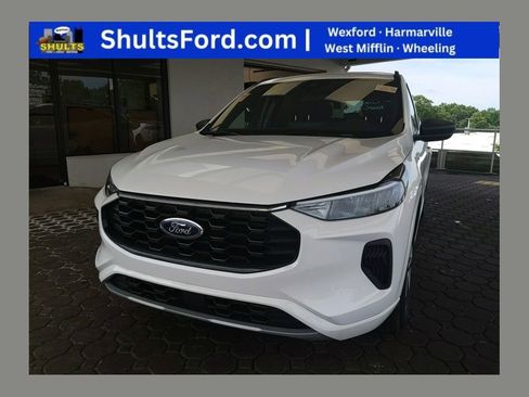 Used 2024 Ford Escape ST-Line w/ Tech Pack #1 AWD/4WD image 1