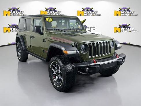 Used 2023 Jeep Wrangler Unlimited Rubicon w/ Dual Top Group AWD/4WD image 3