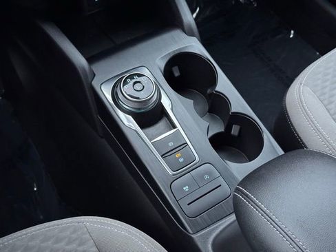 Certified 2022 Ford Escape SE w/ SE Sport Appearance Package AWD/4WD image 17