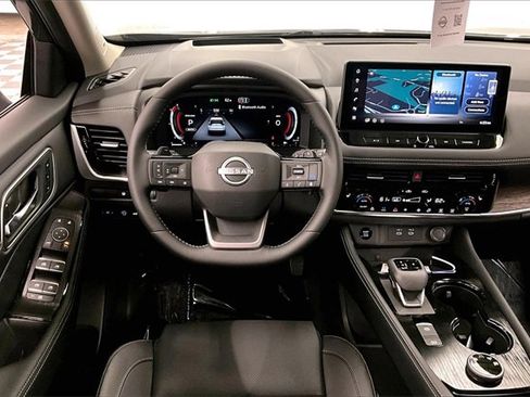 New 2026 Nissan Rogue Platinum w/ Platinum Premium Package image 19