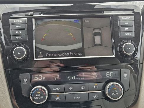 Used 2022 Nissan Rogue Sport SL image 18