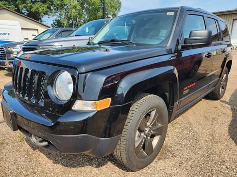 Used 2017 Jeep Patriot 75th Anniversary w/ Power Value Group AWD/4WD image 1