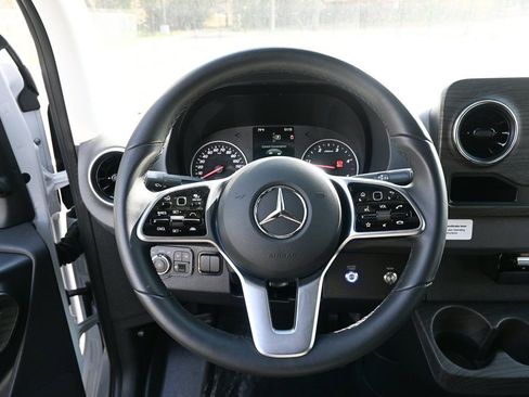 New 2024 Mercedes-Benz Sprinter 3500 image 2